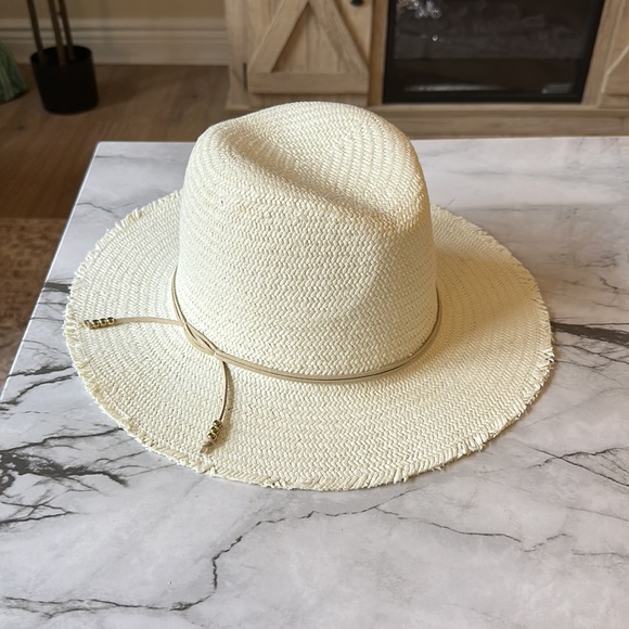 NEW Hat Attack Classic Packable Travel Hat with Fringe- Bleach - Picture 7 of 7